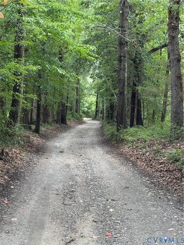 8207 Sebera Rd, Prince George, VA 23875