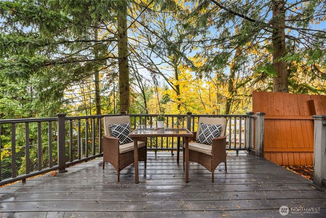 3001 Smithers Court S, Renton, WA 98055