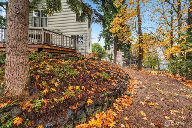 3001 Smithers Court S, Renton, WA 98055