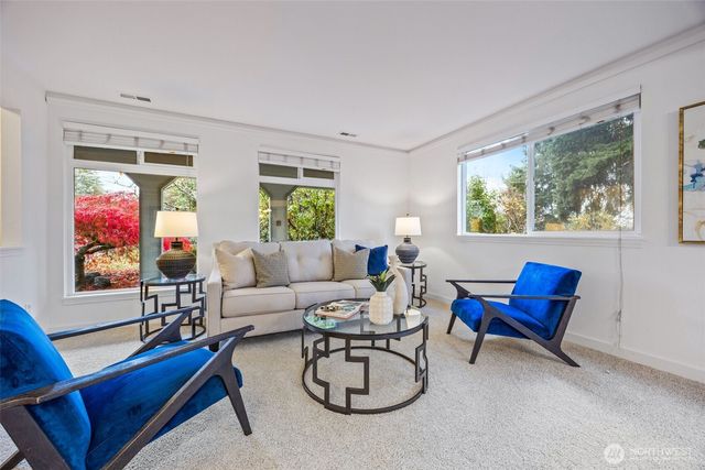 3001 Smithers Court S, Renton, WA 98055