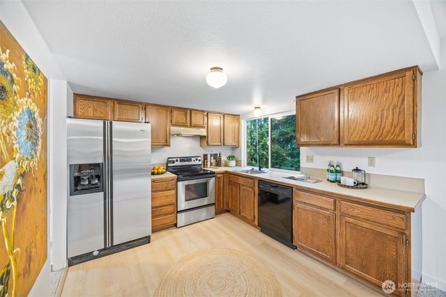 3001 Smithers Court S, Renton, WA 98055