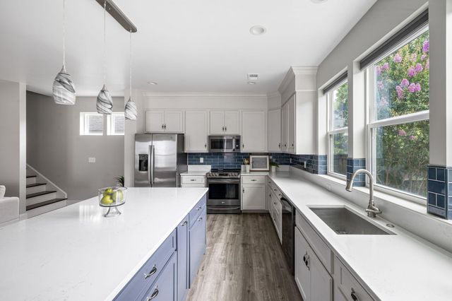 1723 W Avalon Circle, Charleston, SC 29407