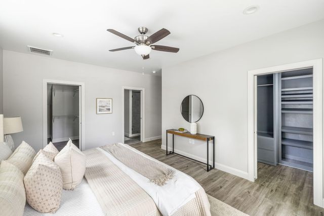 1723 W Avalon Circle, Charleston, SC 29407