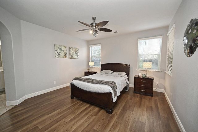 11333 N Cherry Sage Avenue, Fresno, CA 93730