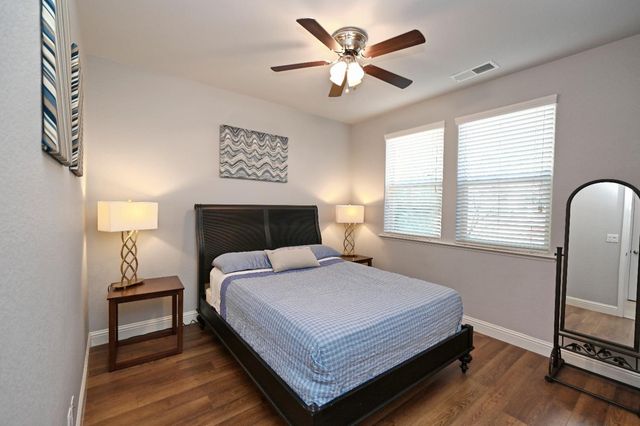 11333 N Cherry Sage Avenue, Fresno, CA 93730