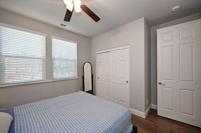 11333 N Cherry Sage Avenue, Fresno, CA 93730