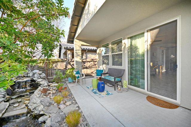 11333 N Cherry Sage Avenue, Fresno, CA 93730