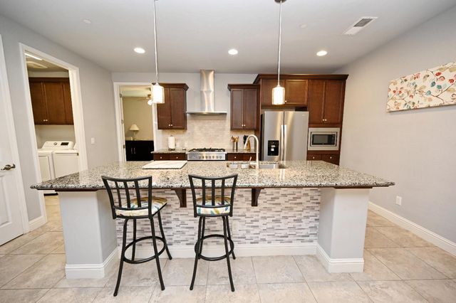 11333 N Cherry Sage Avenue, Fresno, CA 93730