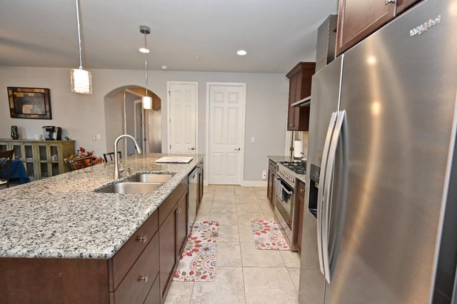 11333 N Cherry Sage Avenue, Fresno, CA 93730