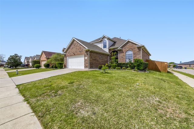 6427 Miranda Drive, Fort Worth, TX 76131