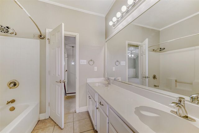 6427 Miranda Drive, Fort Worth, TX 76131