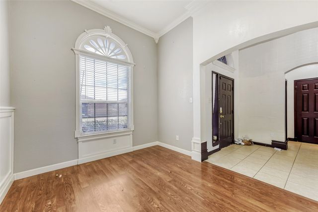 6427 Miranda Drive, Fort Worth, TX 76131