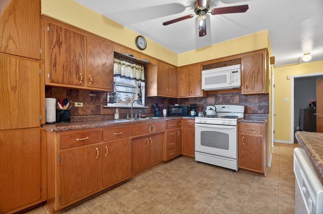 15400 Ingleside Avenue, Dolton, IL 60419