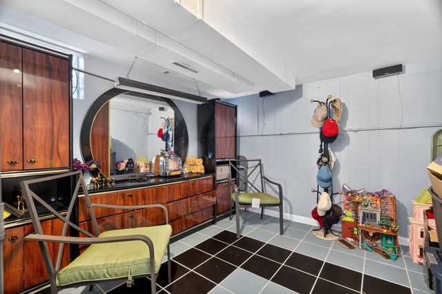 15400 Ingleside Avenue, Dolton, IL 60419