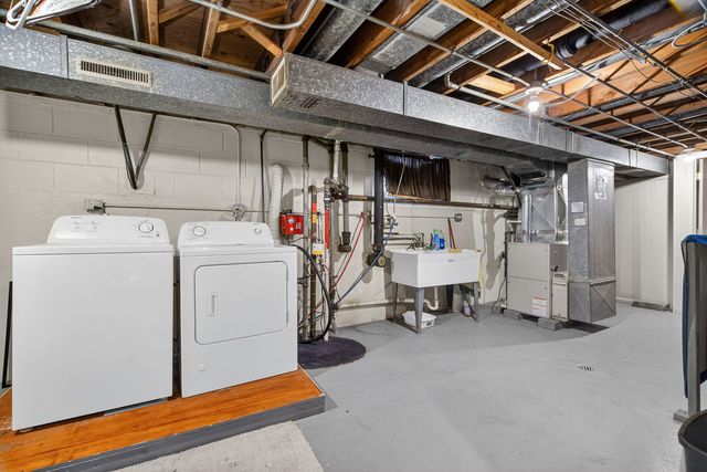 15400 Ingleside Avenue, Dolton, IL 60419