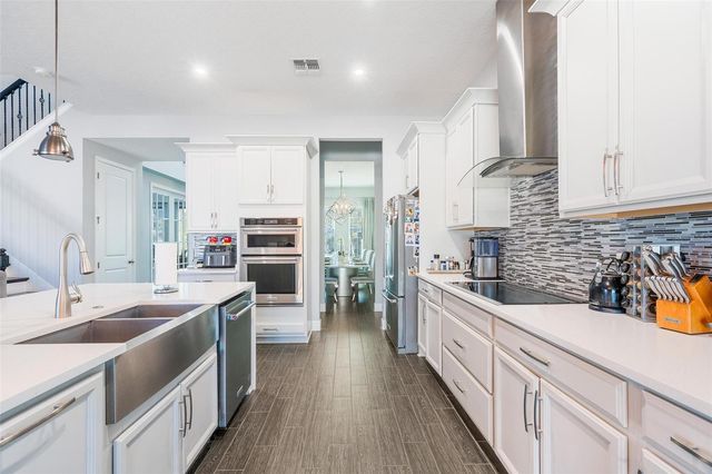 8324 LUDINGTON CIRCLE, Orlando, FL 32836