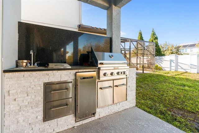 8324 LUDINGTON CIRCLE, Orlando, FL 32836