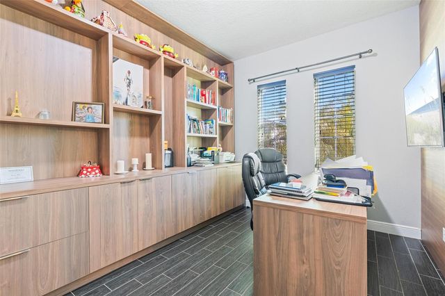 8324 LUDINGTON CIRCLE, Orlando, FL 32836