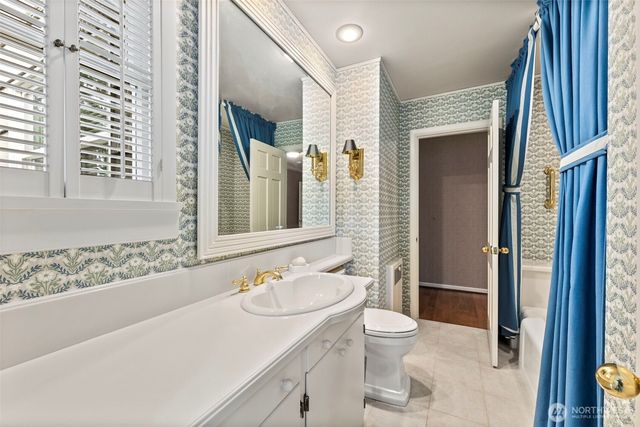 1 Forest Glen Lane SW, Lakewood, WA 98498