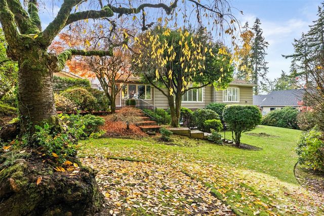 1 Forest Glen Lane SW, Lakewood, WA 98498