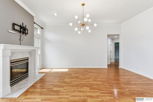 17265 Pine Street, Omaha, NE 68130