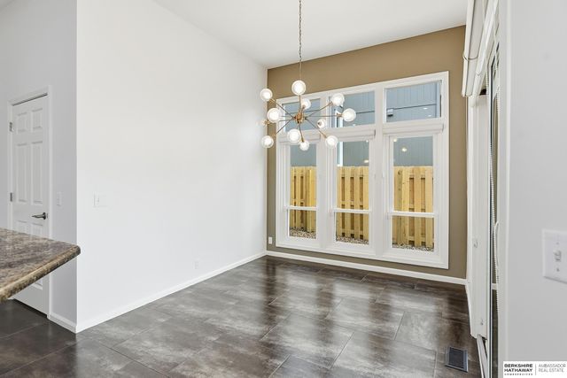 17265 Pine Street, Omaha, NE 68130