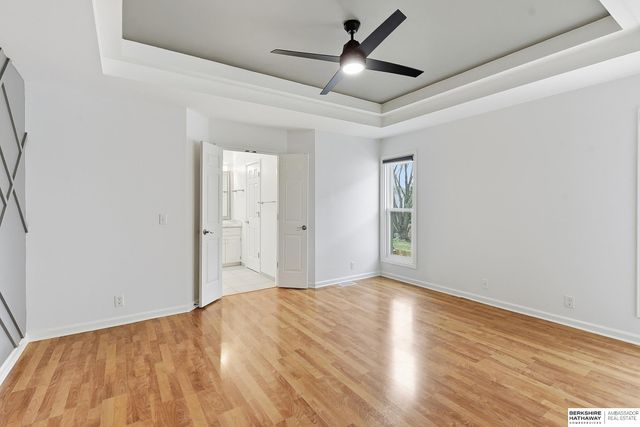 17265 Pine Street, Omaha, NE 68130