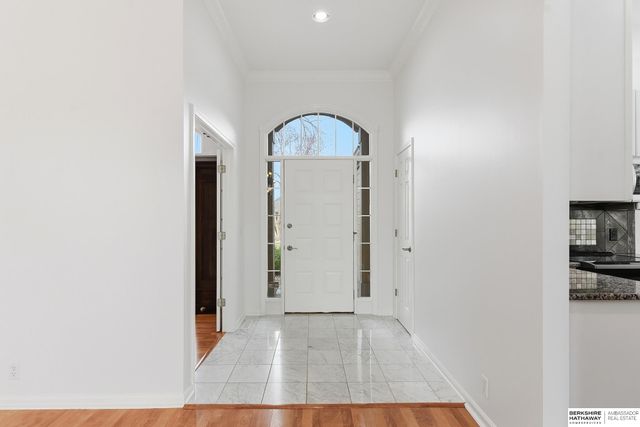 17265 Pine Street, Omaha, NE 68130