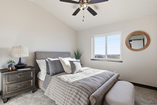 1125 PINNACLE CT, Rapid City, SD 57701