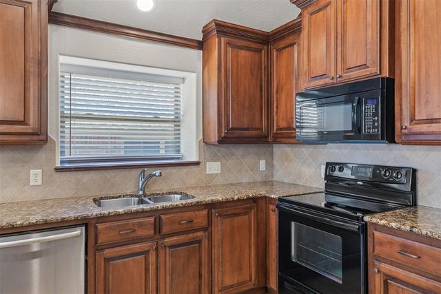 2625 SW 140th Street, Oklahoma City, OK 73170