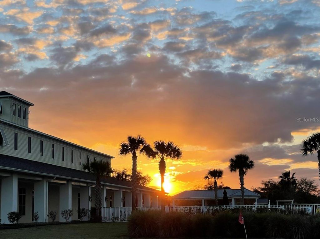 Image 31 of property listing at 9469 SE 49TH TERRACE, Webster, FL 33597