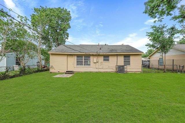 6314 Crestville Street, Houston, TX 77033
