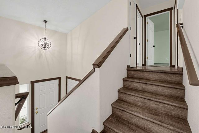2825 N Cochise ST, Post Falls, ID 83854