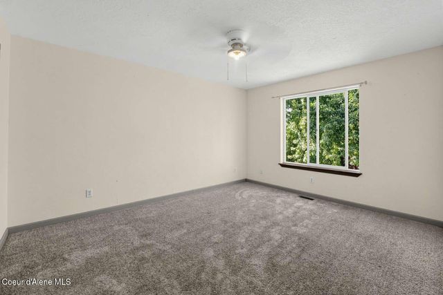 2825 N Cochise ST, Post Falls, ID 83854