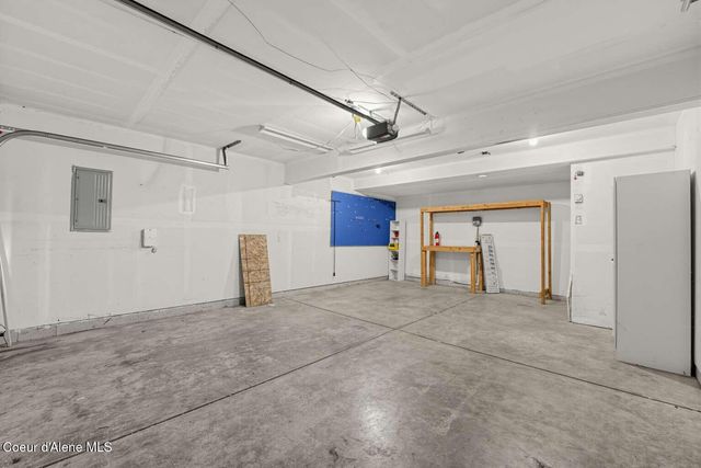 2825 N Cochise ST, Post Falls, ID 83854