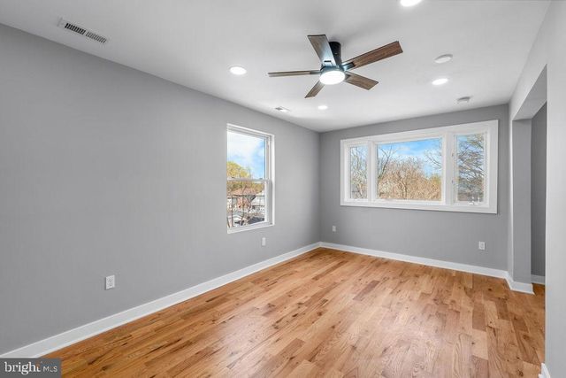2316 MONROE ST NE, Washington, DC 20018