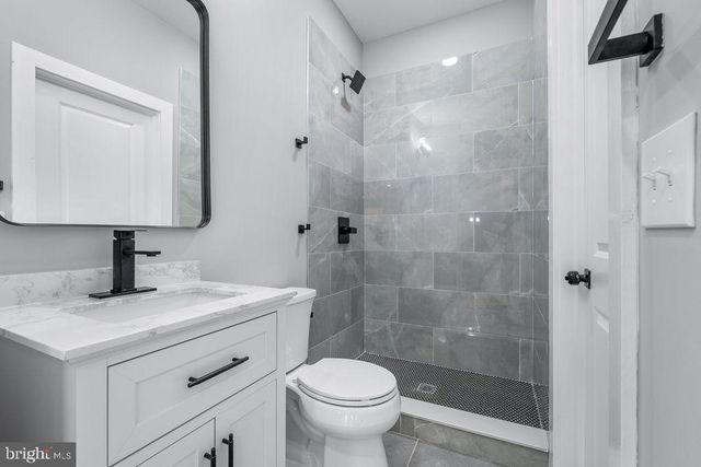 2316 MONROE ST NE, Washington, DC 20018
