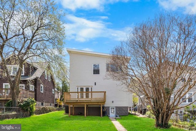 2316 MONROE ST NE, Washington, DC 20018
