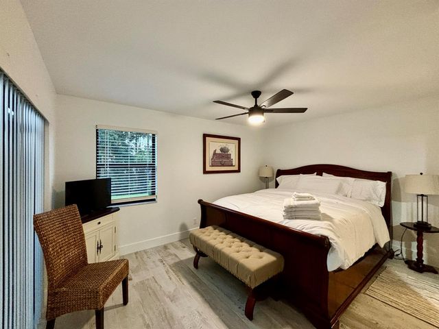 12692 Shoreline Drive 3b, Wellington, FL 33414