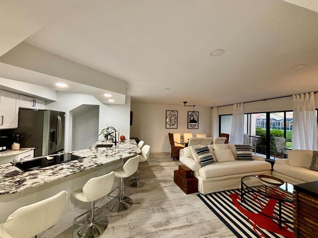 12692 Shoreline Drive 3b, Wellington, FL 33414