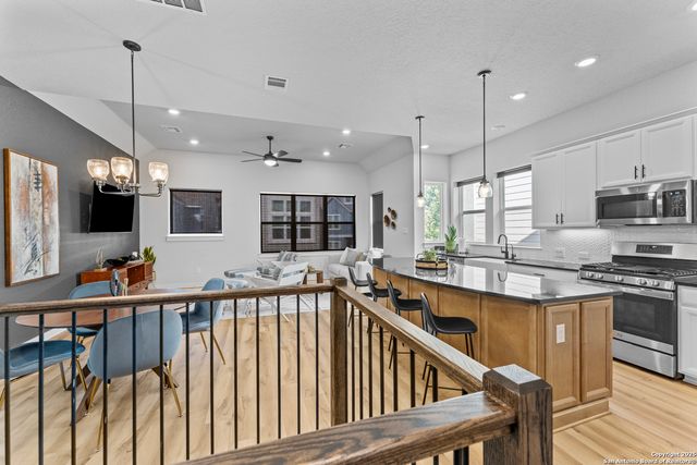 5843 Whitby Rd Unit 6, San Antonio, TX 78240