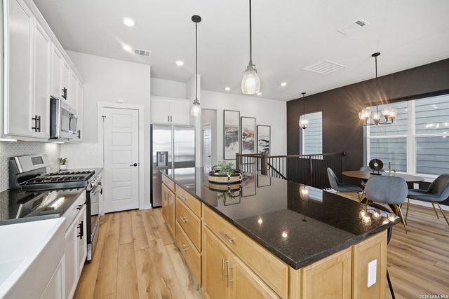 5843 Whitby Rd Unit 6, San Antonio, TX 78240