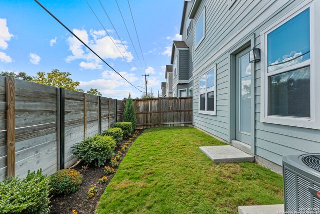 5843 Whitby Rd Unit 6, San Antonio, TX 78240