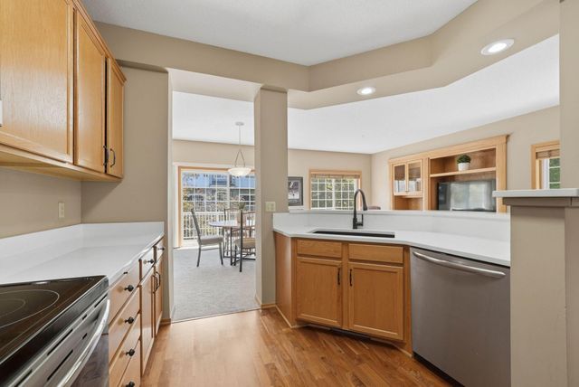 944 Fairfield Way, Minnetonka, MN 55305