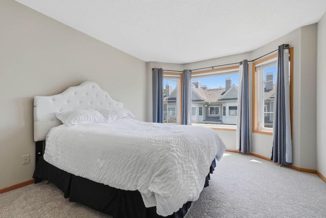 944 Fairfield Way, Minnetonka, MN 55305
