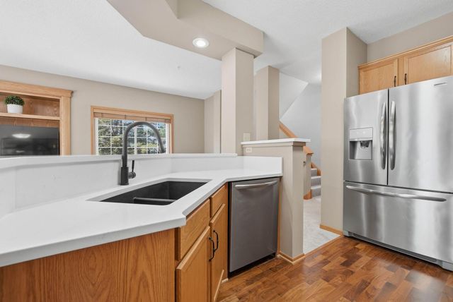 944 Fairfield Way, Minnetonka, MN 55305
