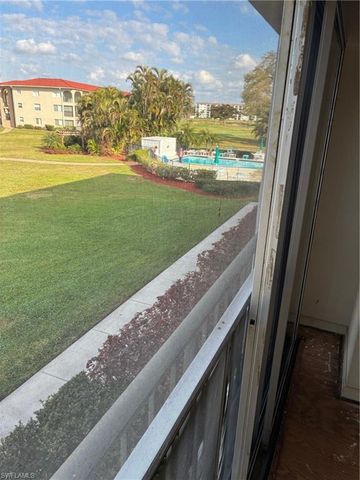 5 High Point CIR W # 209, Naples, FL 34103