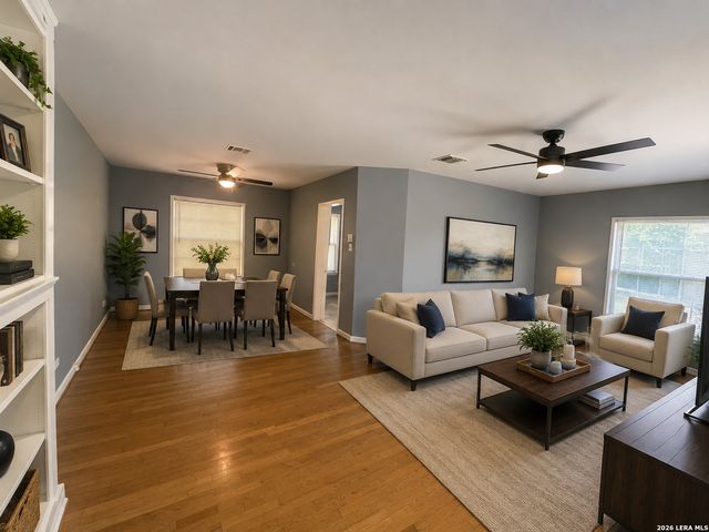 308 Larchmont Dr, San Antonio, TX 78209
