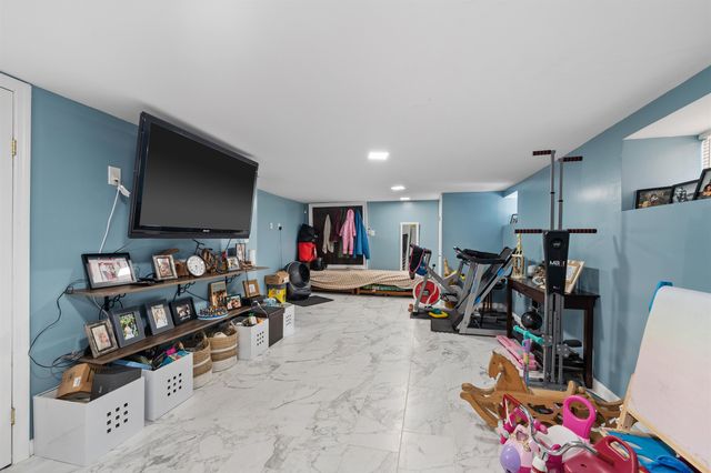 4303 KENNEDY BLVD, North Bergen, NJ 07047