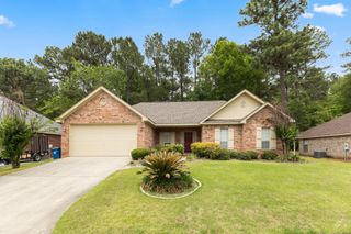 12 Classic Woods Dr., Hattiesburg, MS 39402